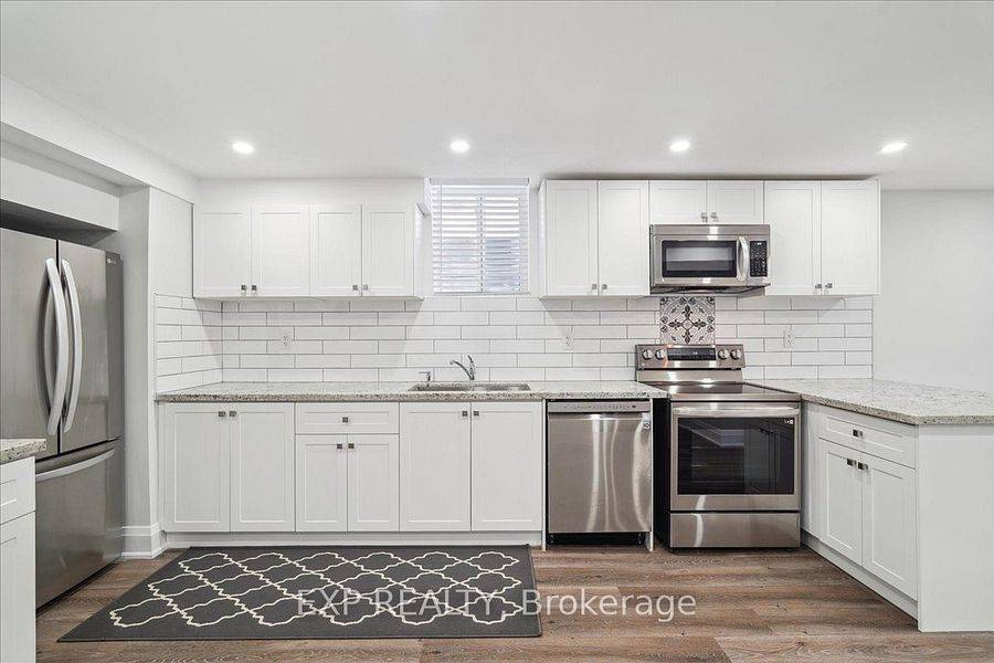 Vaughan, ON L4R 5E9,21 Coldwell Bay CIR