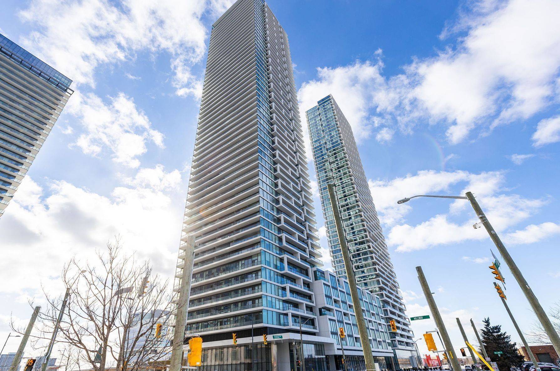 950 Portage Pkwy #4710, Vaughan, ON L4K 0J7