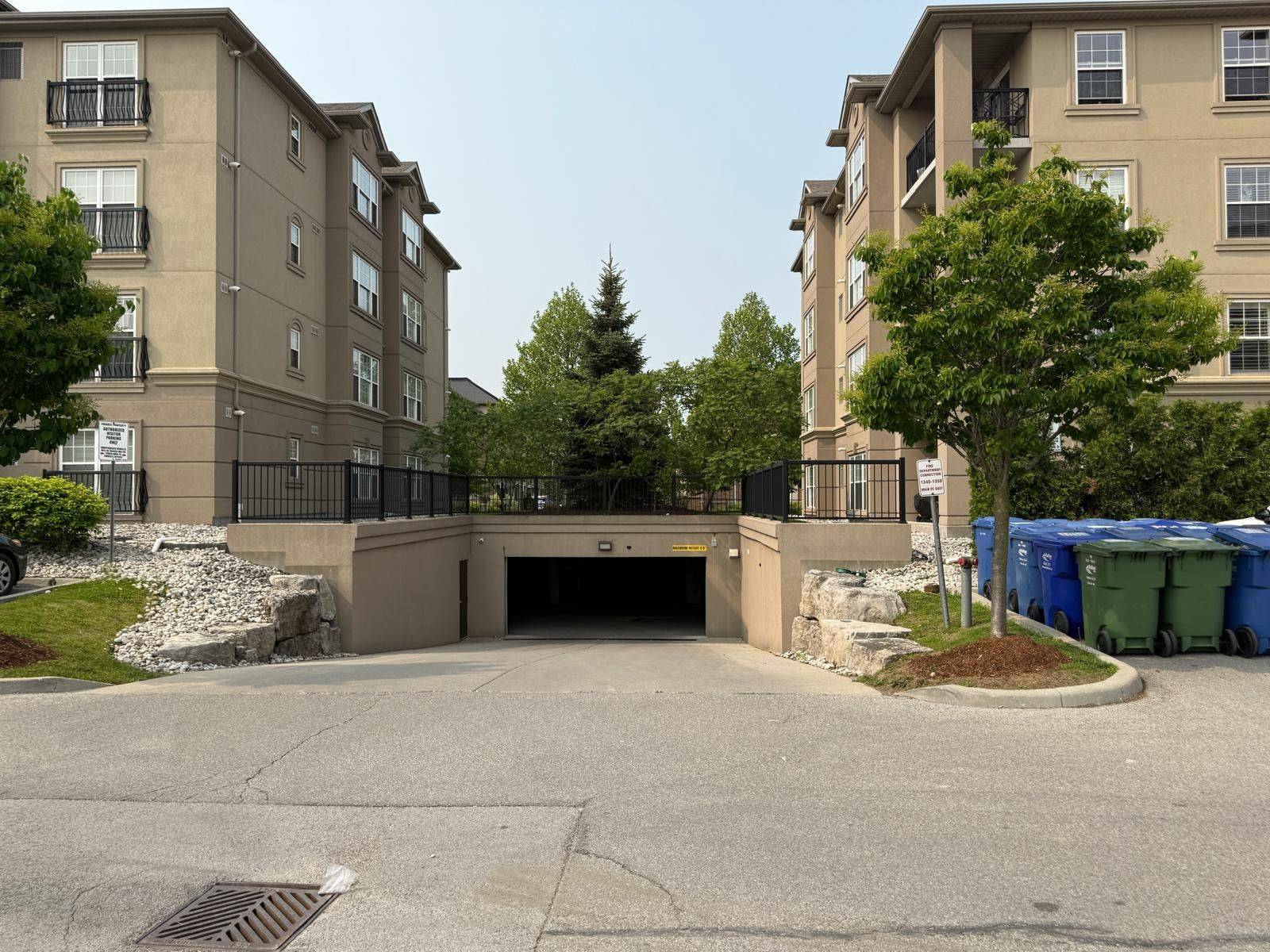 Milton, ON L9T 7S6,1340 Main ST E #206
