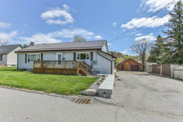 Bayham, ON N0J 1Z0,10 Elm ST