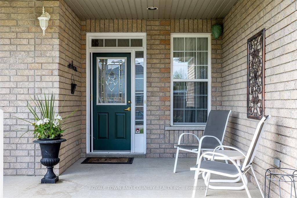 Kawartha Lakes, ON K9V 6E7,25 Sylvester DR