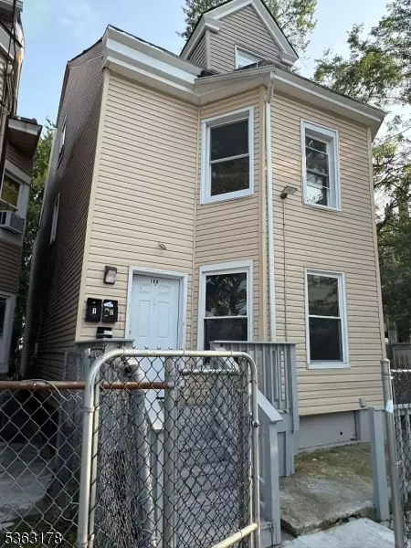 166 Godwin Ave, Paterson City, NJ 07501