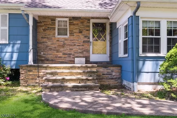 Roxbury Twp., NJ 07876,24 Forest Dr