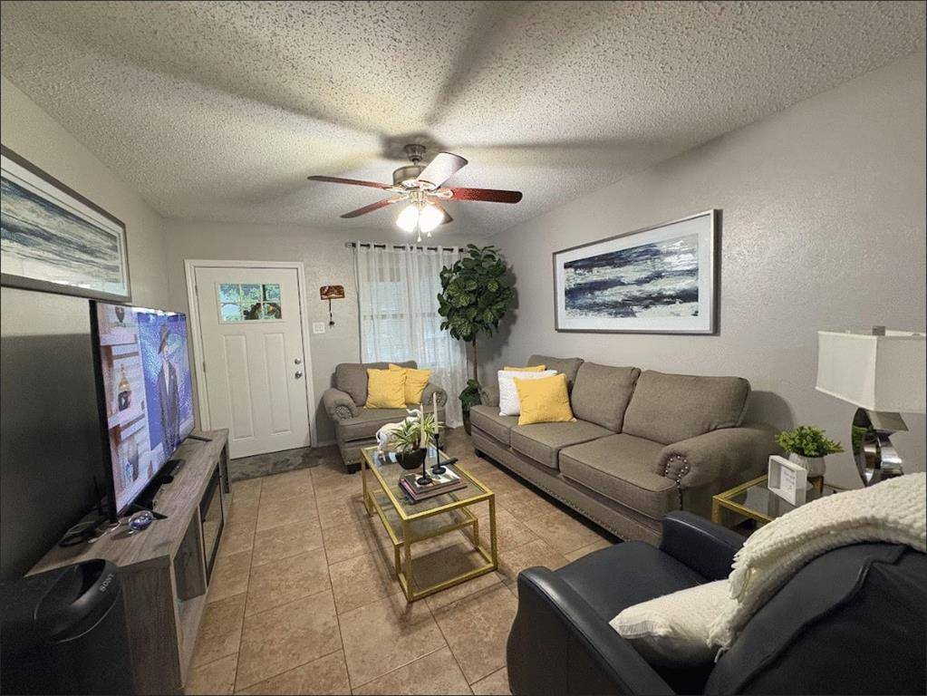 6060 County Road 3925, Athens, TX 75752