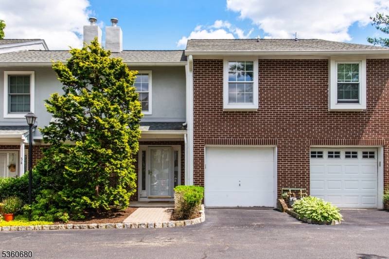 318 Main St #35, Madison Boro, NJ 07940
