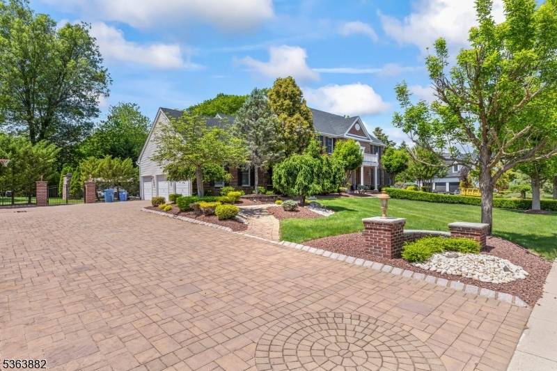 Marlboro Twp., NJ 07746,16 Huxley Ct
