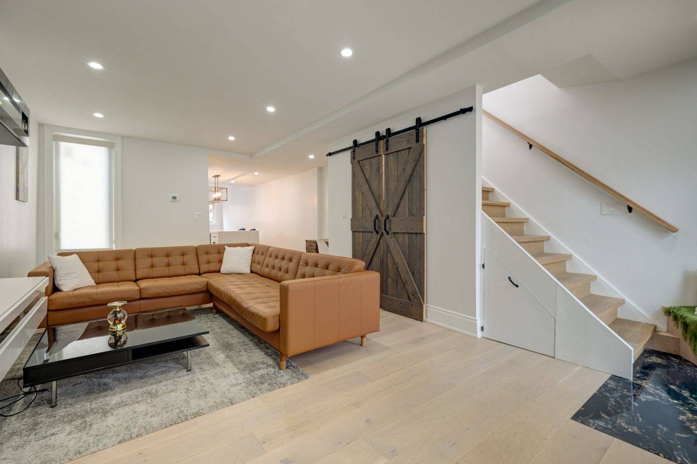 Toronto E01, ON M4M 2R7,70 Carlaw AVE #Main & 2nd Floor