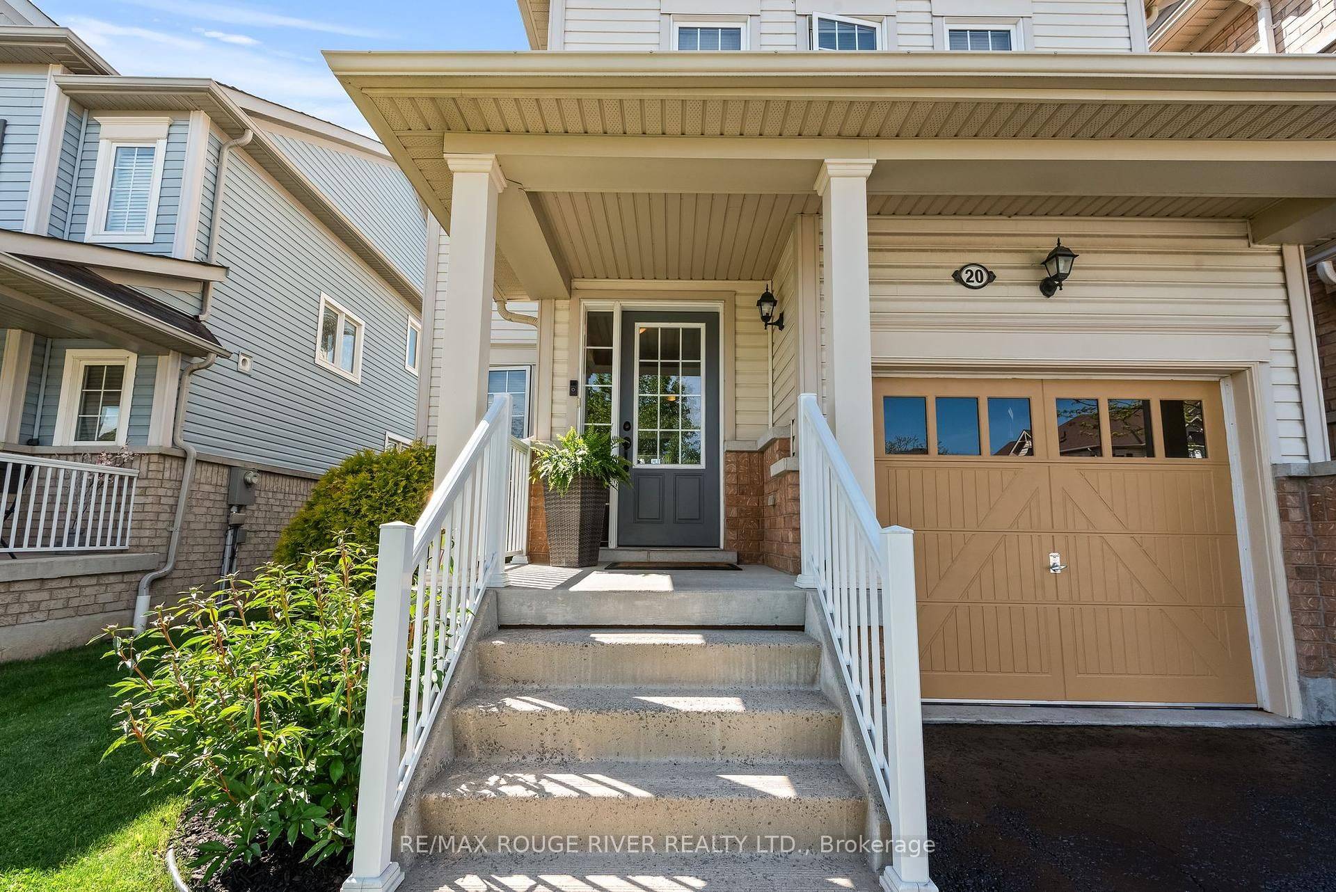 Whitby, ON L1N 0J5,20 Gallimere CT