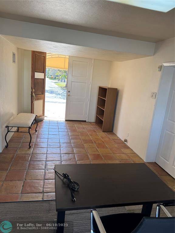 Lauderdale By The Sea, FL 33308,4419 W Tradewinds Ave