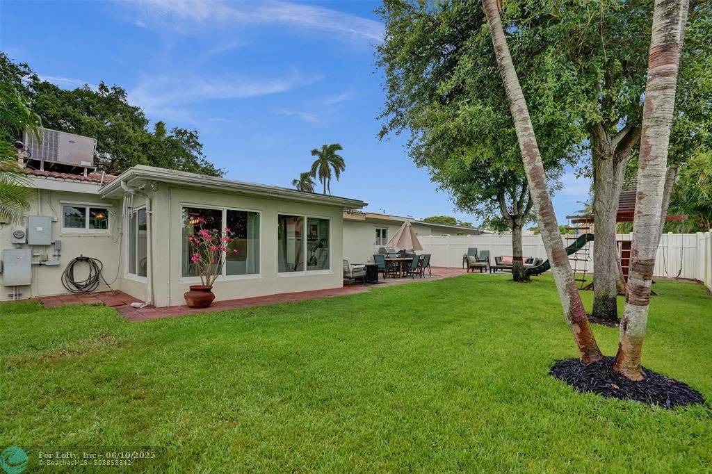 Pompano Beach, FL 33060,1292 SW 1st Ave