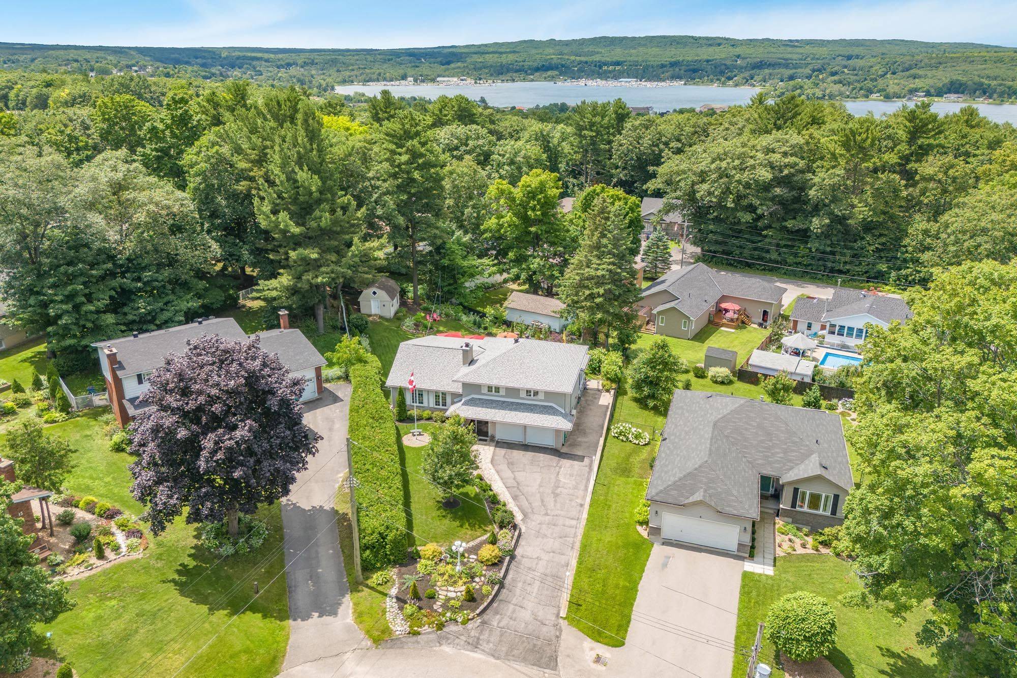 Penetanguishene, ON L9M 1H8,8 Viel ST