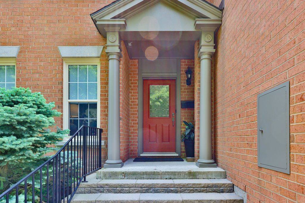 Burlington, ON L7M 3Y9,4211 Millcroft Park DR #4