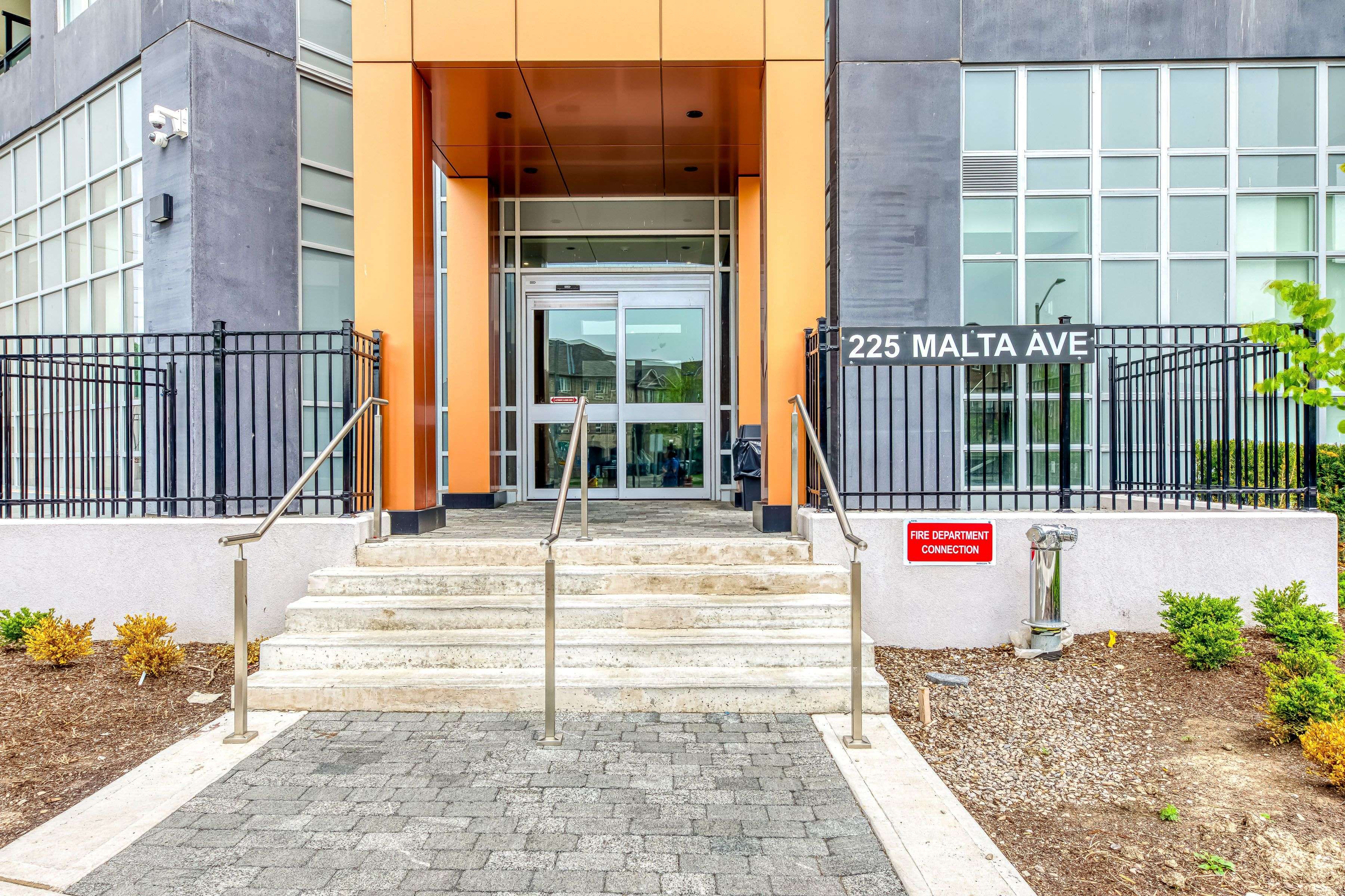 Brampton, ON L6Y 6L6,225 Malta AVE #1301