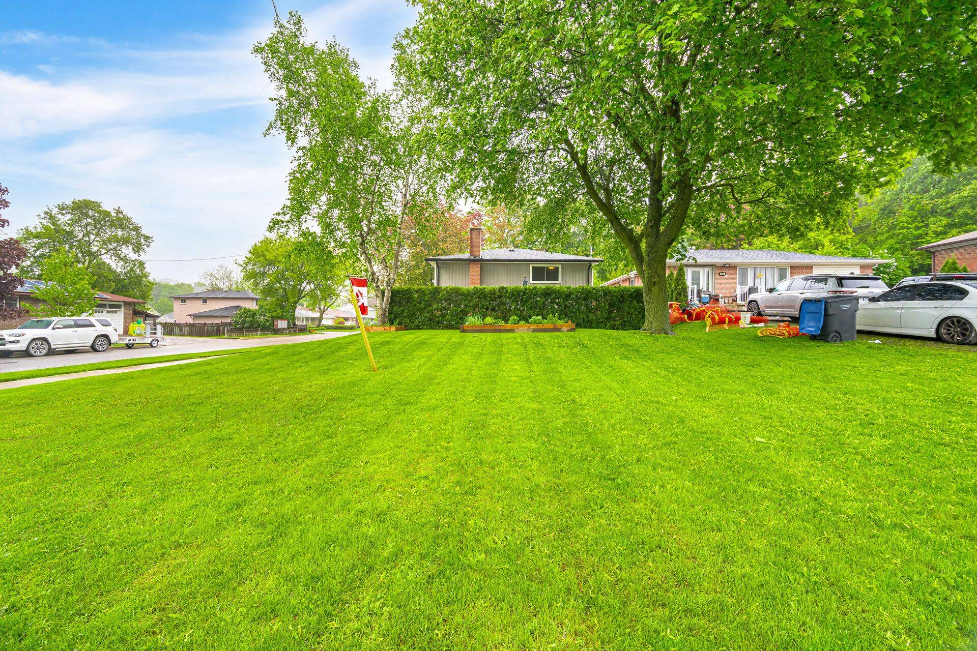 Caledon, ON L7E 2S8,175 Connaught CRES