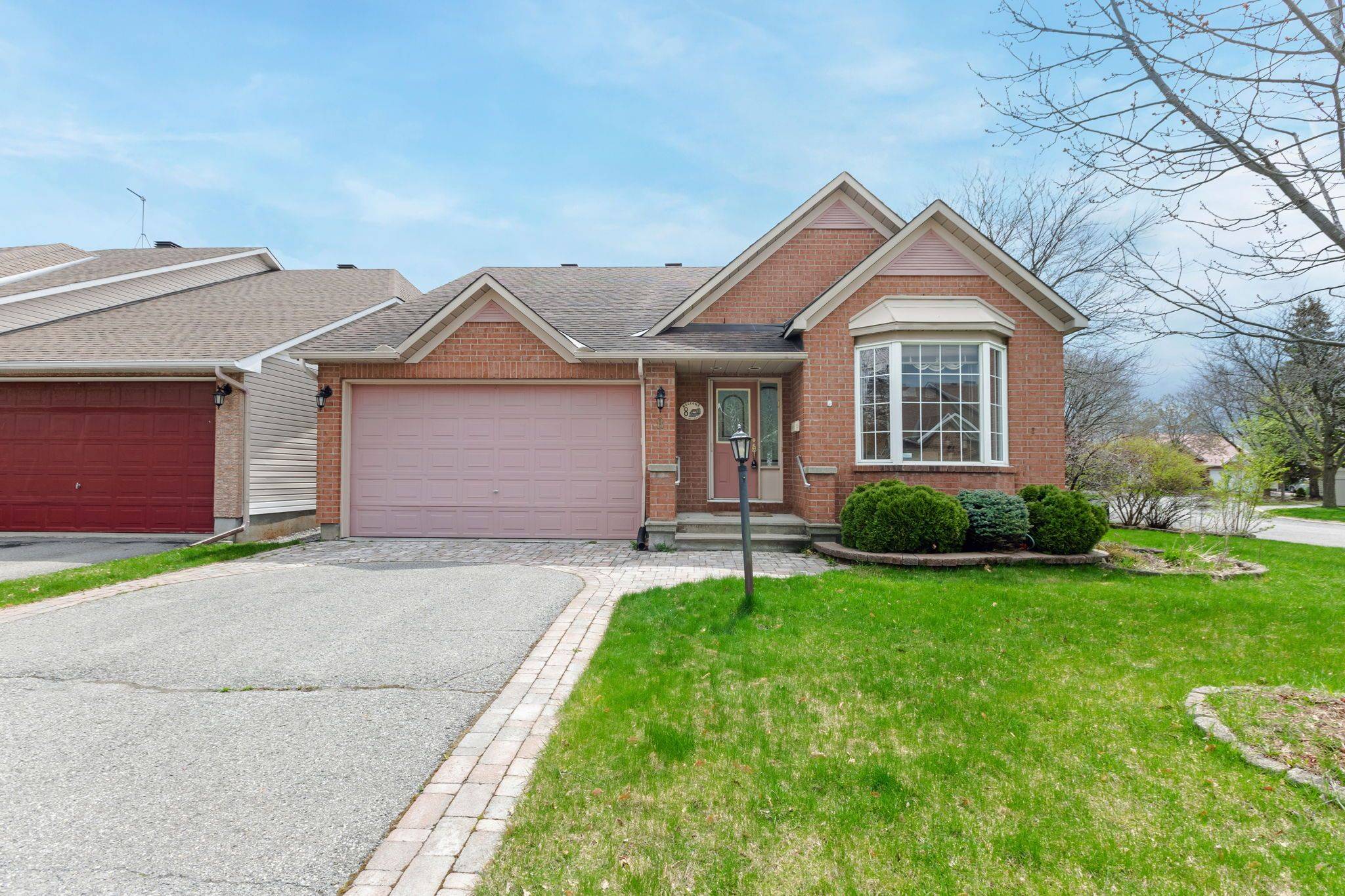 8 Windchime CRES, Barrhaven, ON K2G 6J3