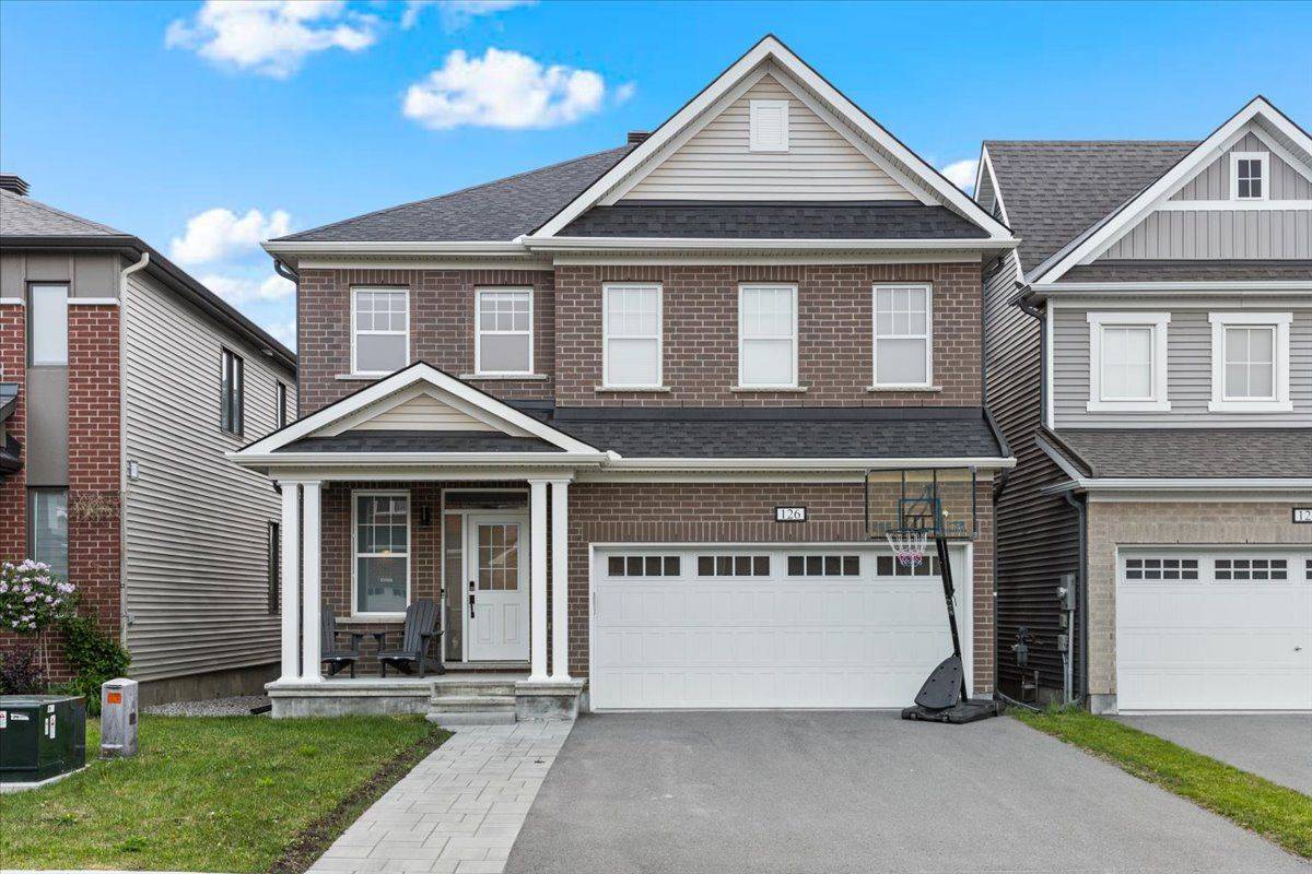 126 Unity PL, Stittsville - Munster - Richmond, ON K2S 2Y8