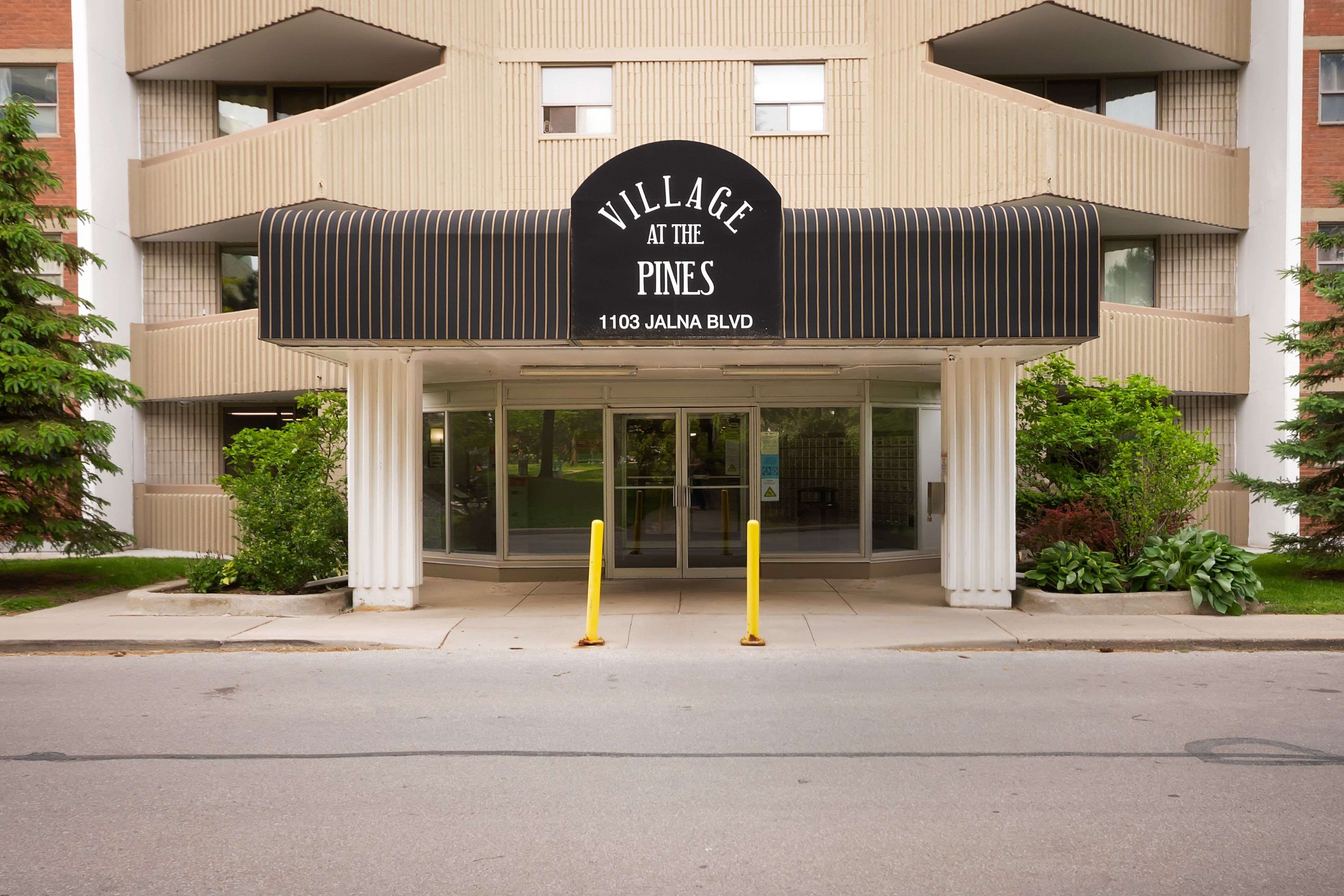 London South, ON N6E 2W8,1103 Jalna BLVD #109