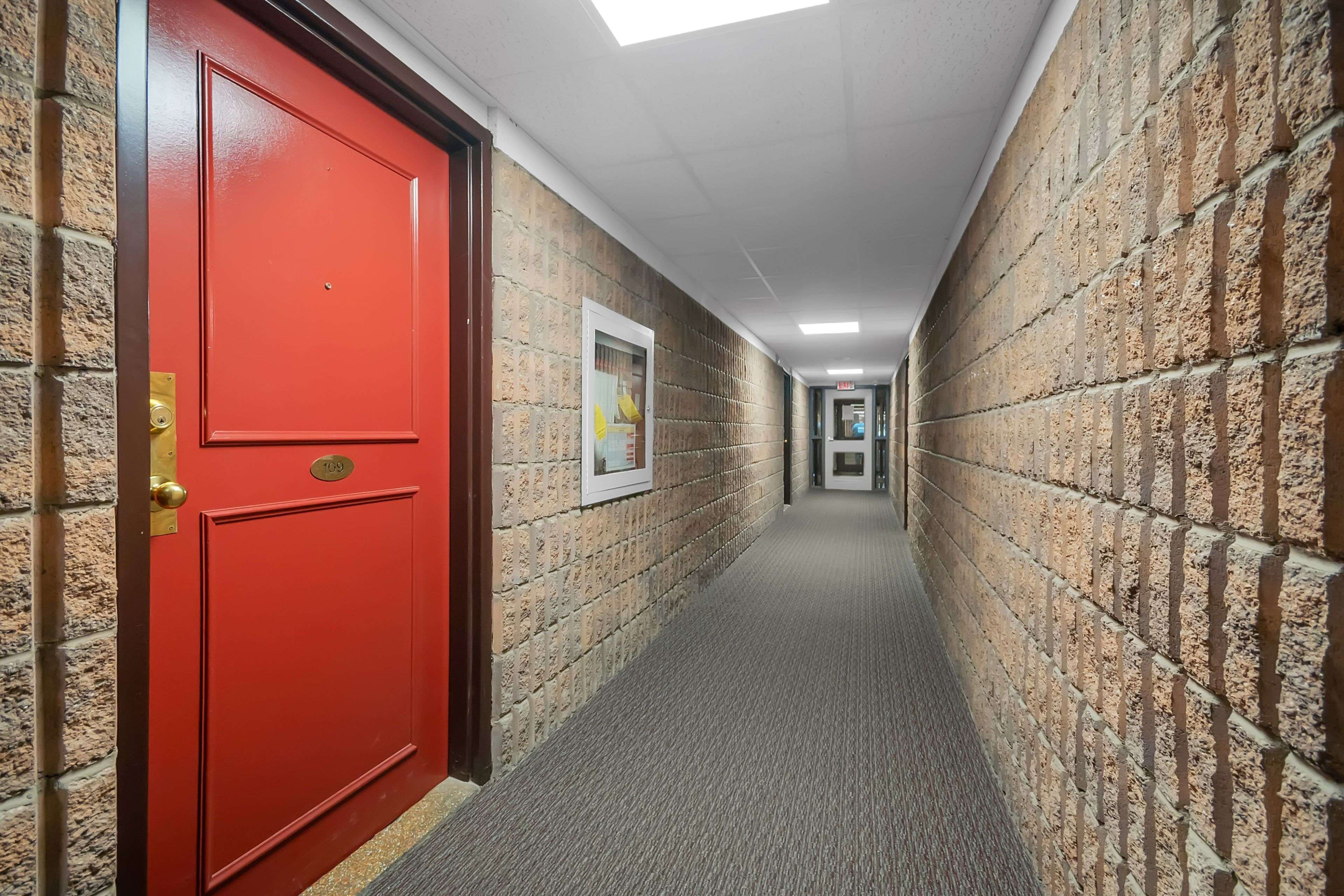 London South, ON N6E 2W8,1103 Jalna BLVD #109