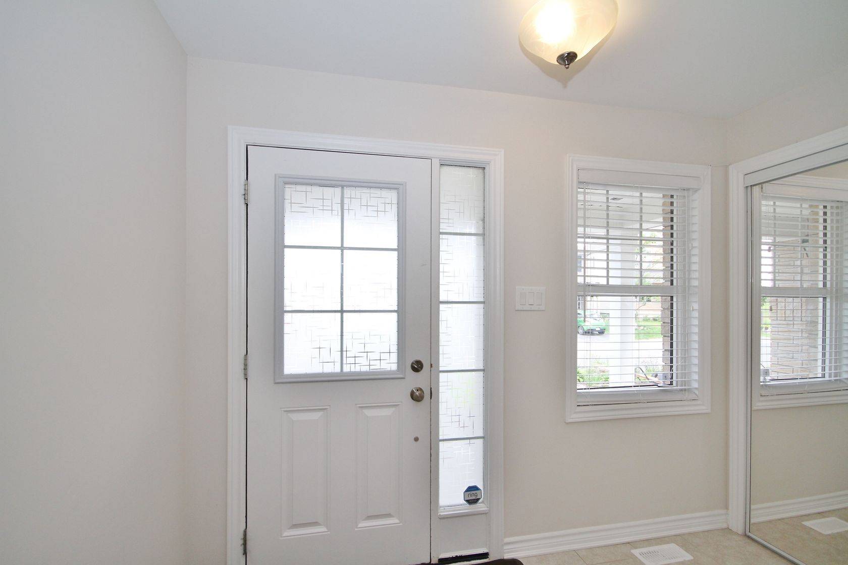 Barrhaven, ON K2J 6K3,780 LOGPERCH CIR