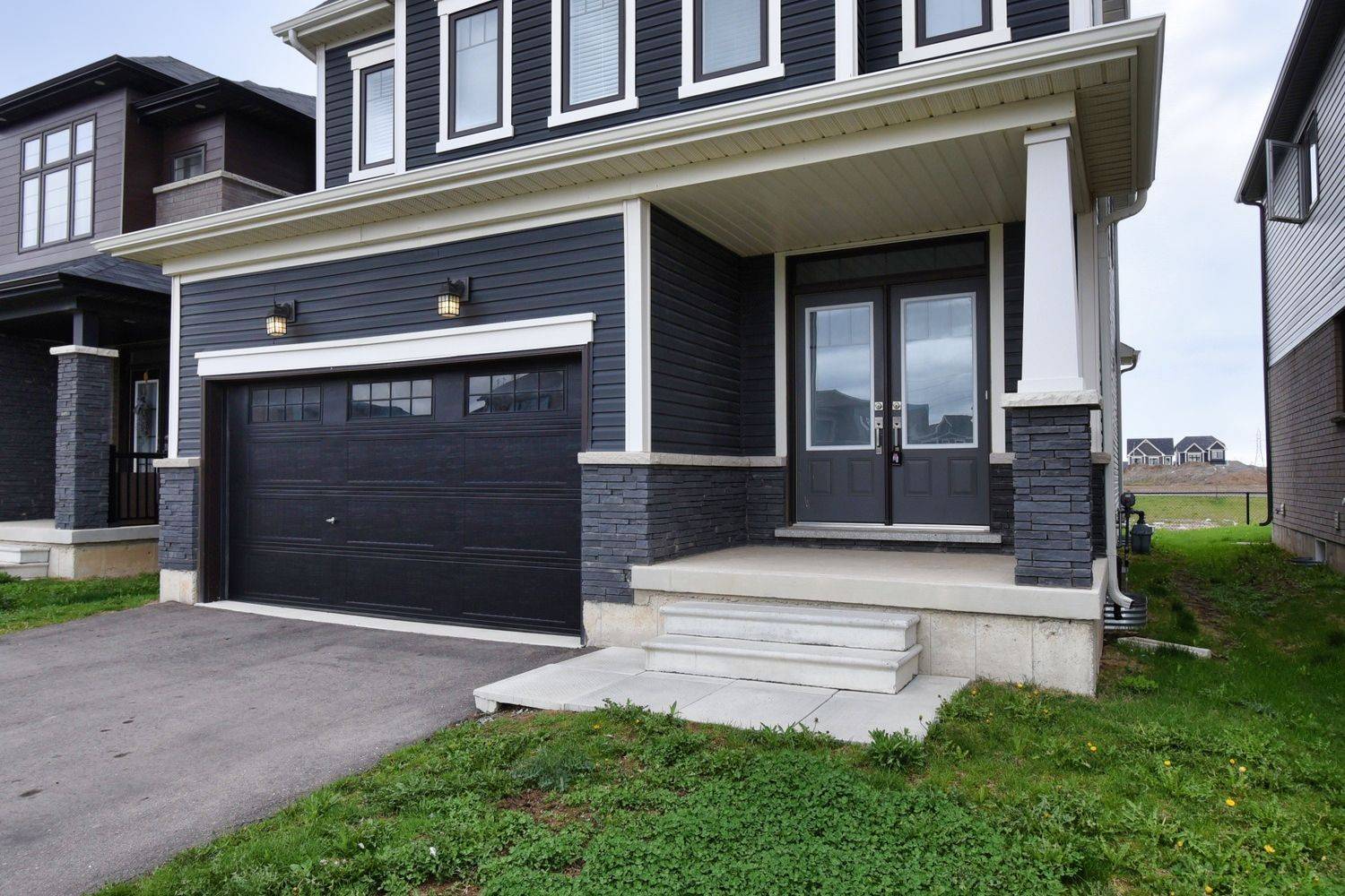 Thorold, ON L2V 0K1,20 Peach ST