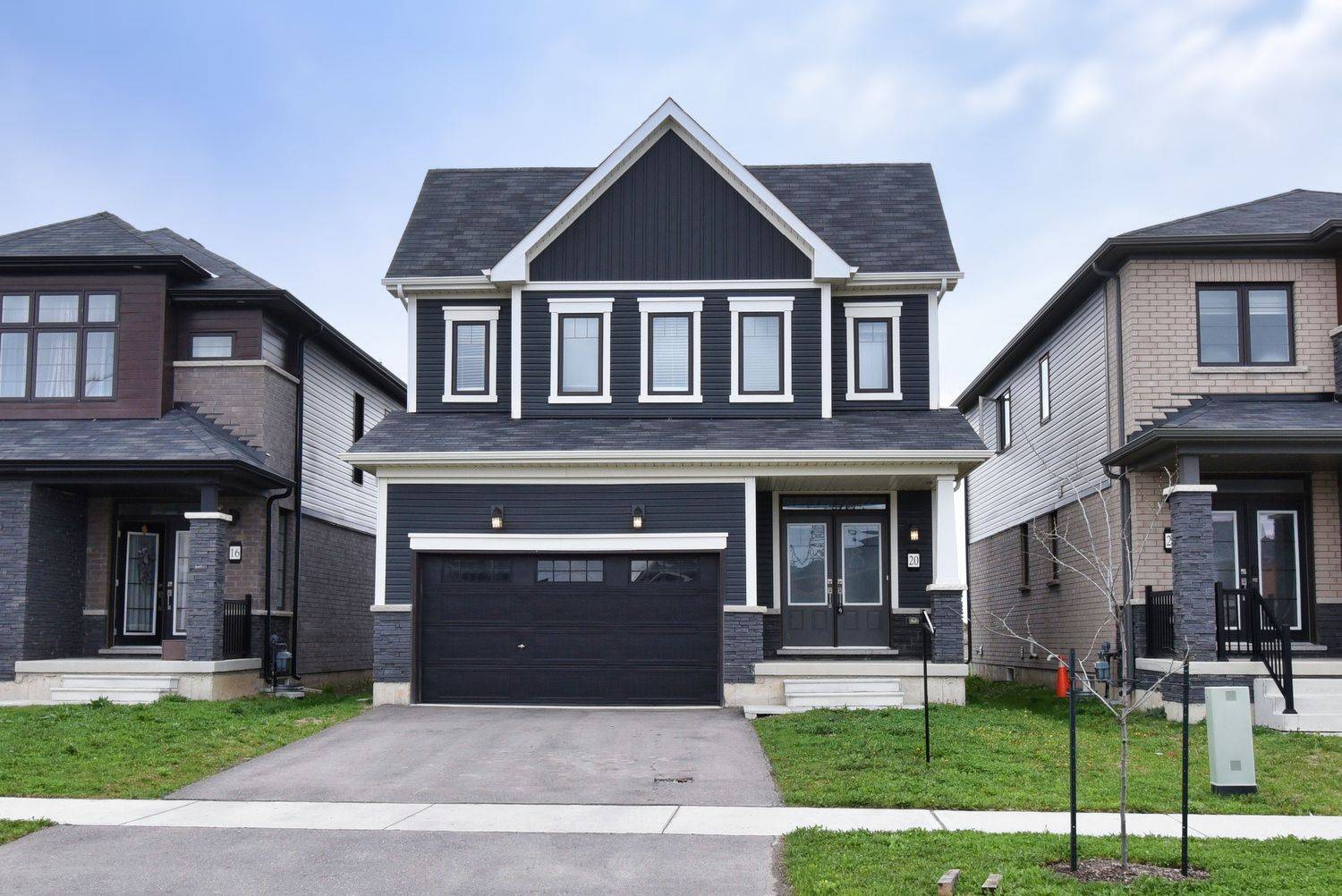 Thorold, ON L2V 0K1,20 Peach ST
