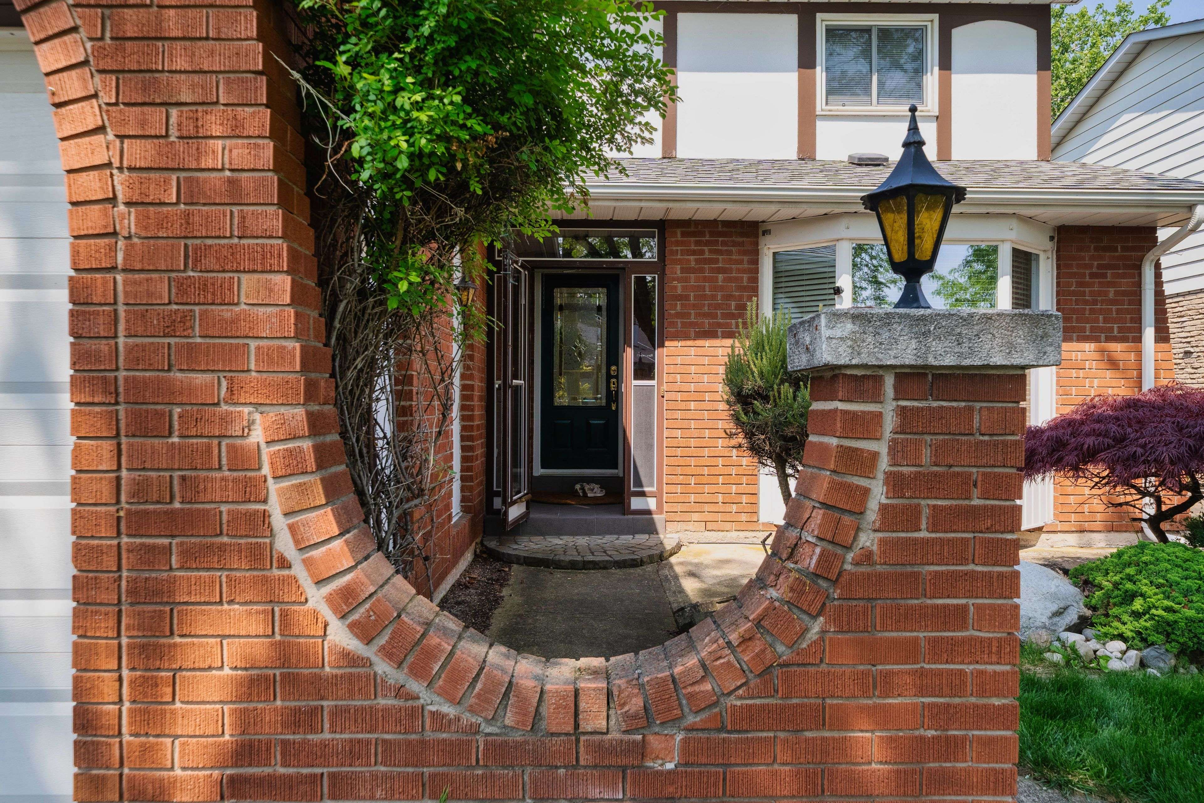 St. Catharines, ON L2N 6H4,621 Lake ST