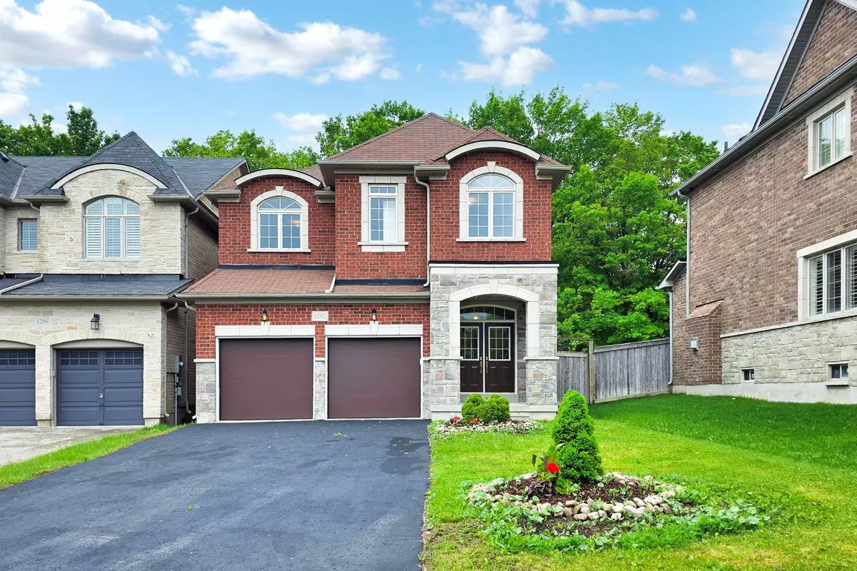 Newmarket, ON L3X 0C7,1292 Mccron CRES