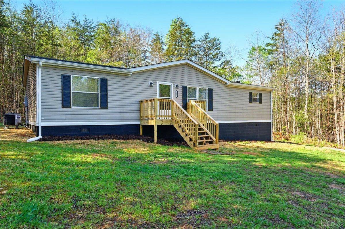 2051 State Shed RD, Halifax, VA 24577