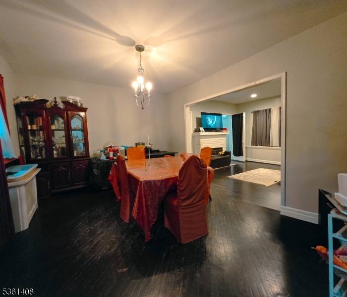 Newark City, NJ 07112,9 Keer Ave