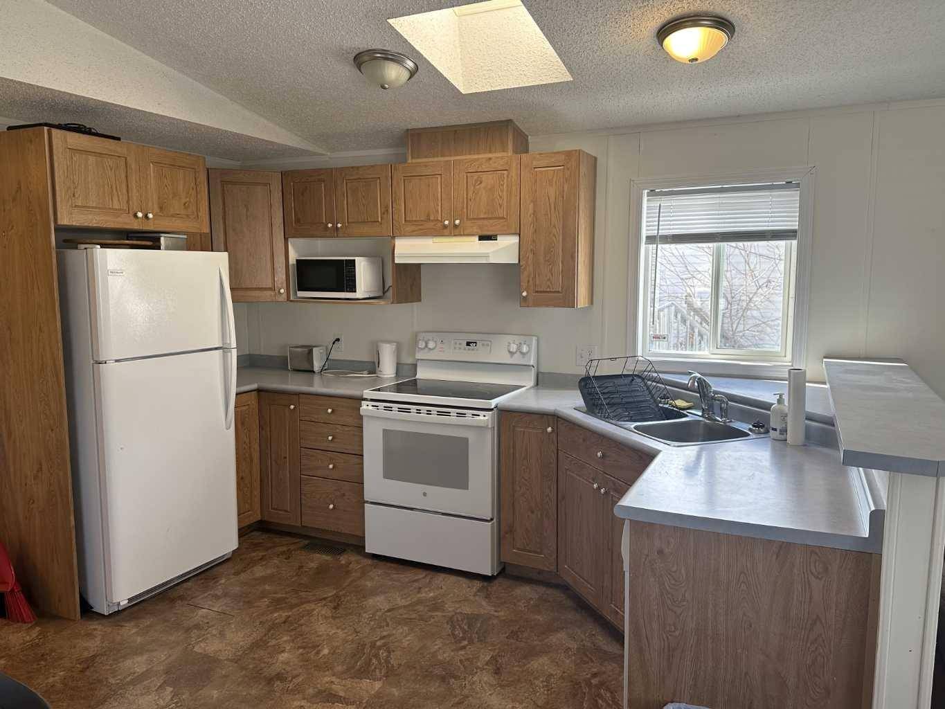 Clairmont, AB T8X 5E4,9715 108 AVE