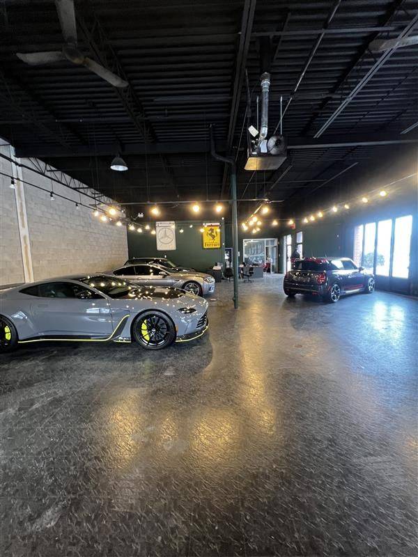 Toronto E07, ON M1S 4Z6,5210 Finch AVE E #Unit 17 & 18