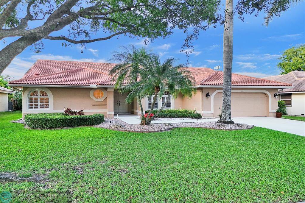 10433 NW 51st St, Coral Springs, FL 33076