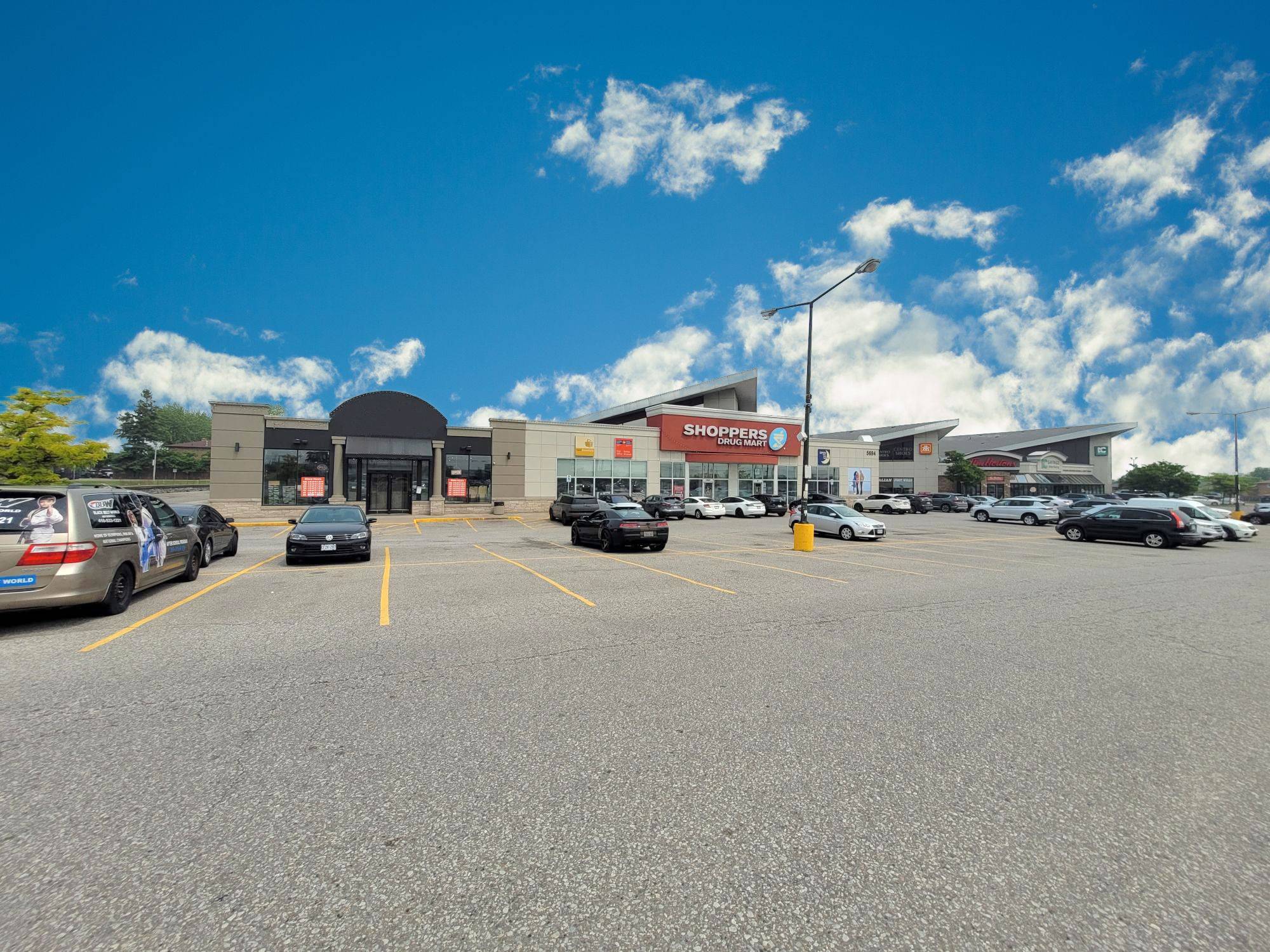 Vaughan, ON L4L 1T8,5694 Highway 7 N/A #B