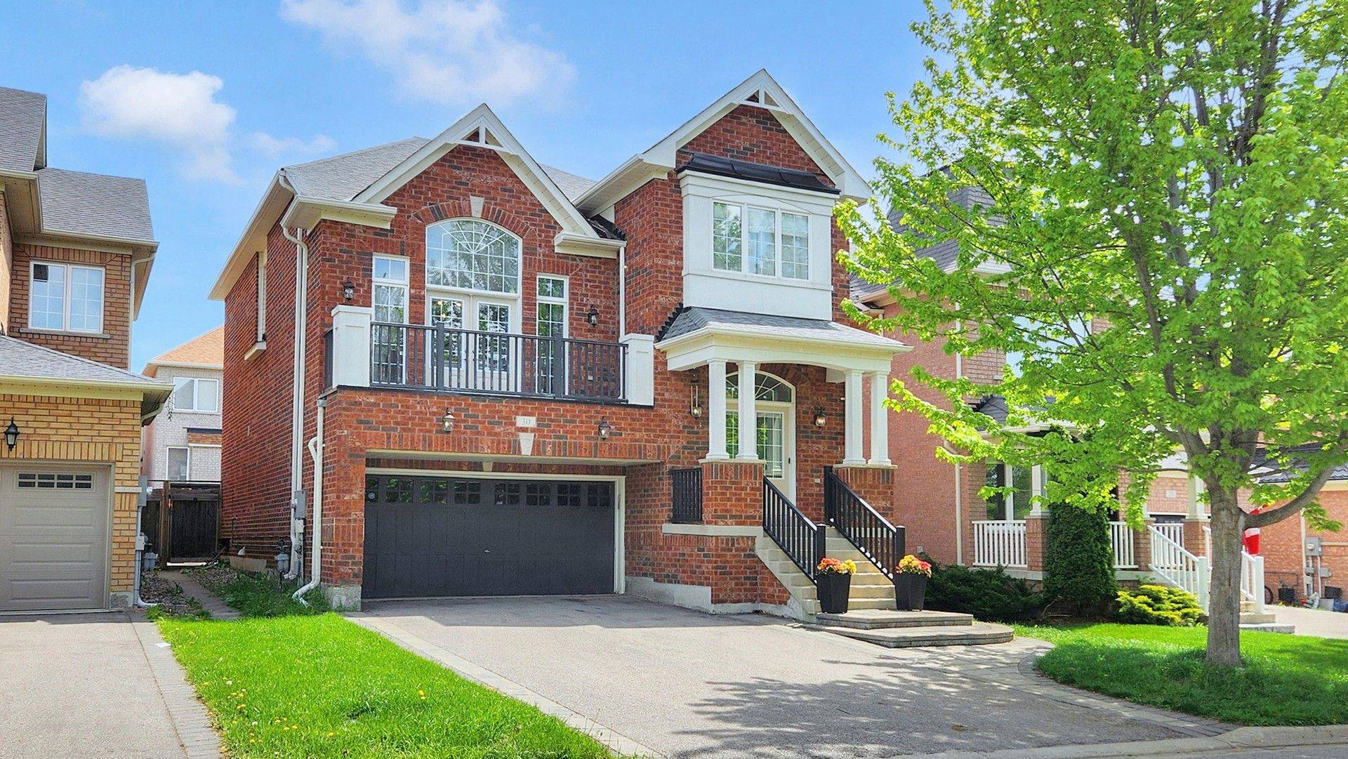 Whitchurch-stouffville, ON L4A 0K7,30 Hoppington AVE