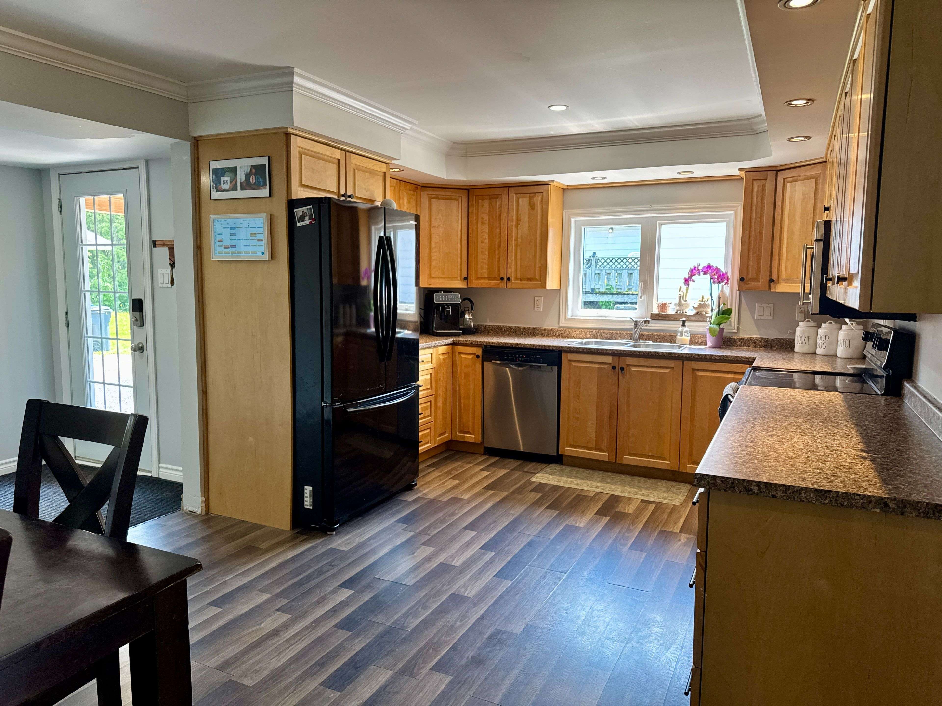 Temiskaming Shores, ON P0J 1R0,166 Station ST
