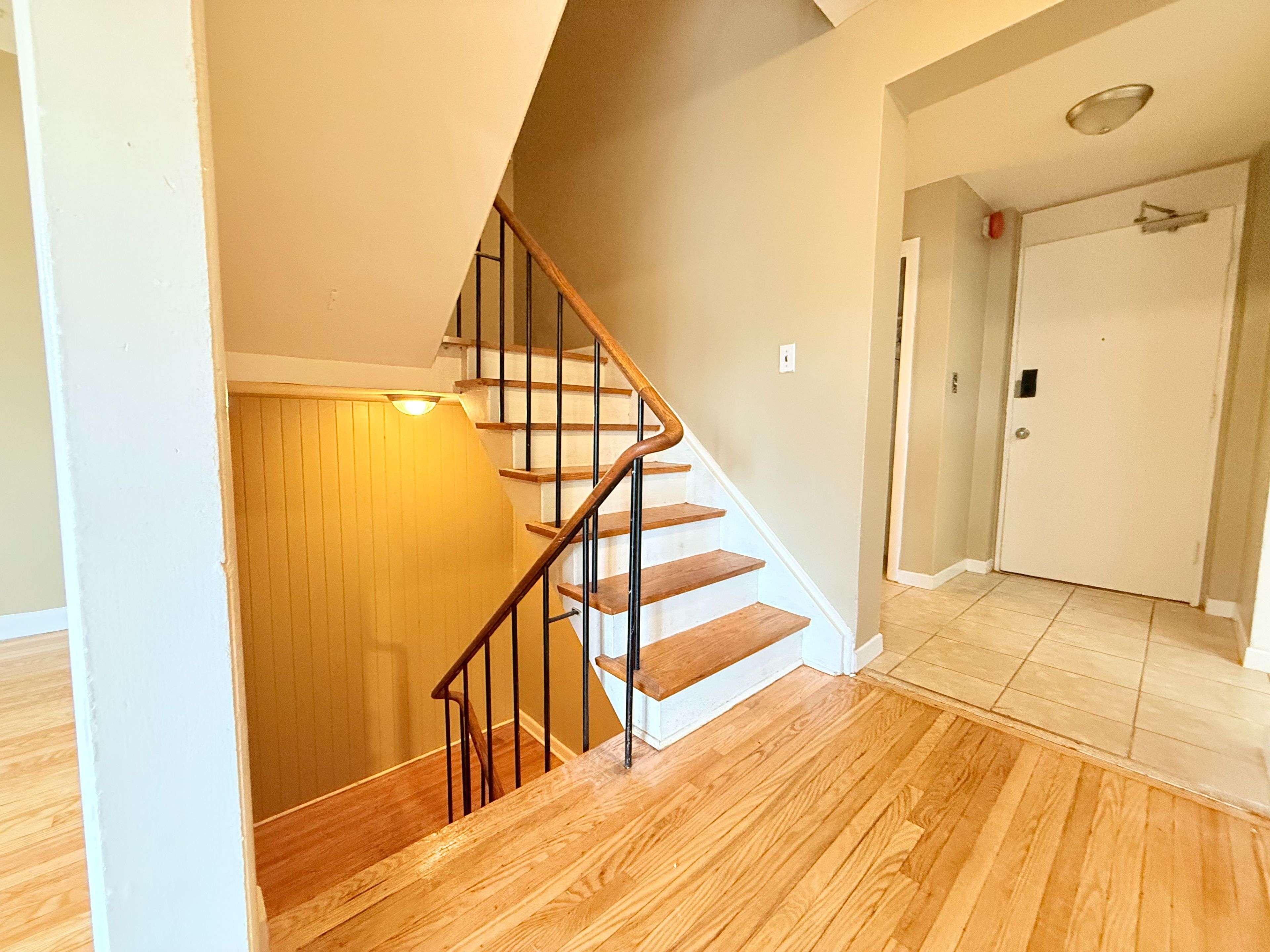 Mississauga, ON L5C 2J8,3308 The Credit Woodlands N/A #15