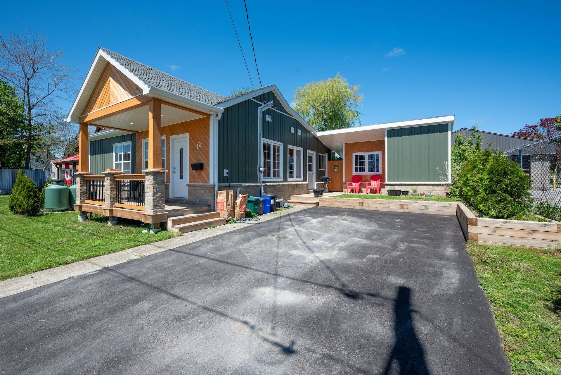 Cobourg, ON K9A 1Z3,12 Station ST