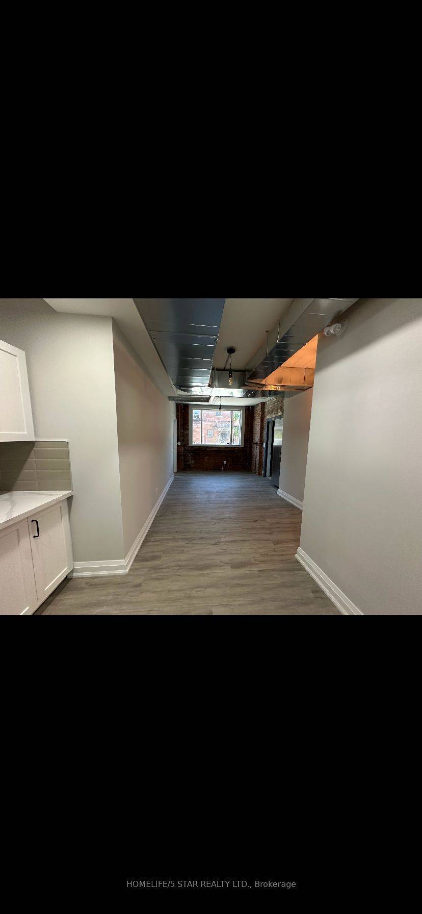 Hamilton, ON L8M 1B3,837 King ST E #105