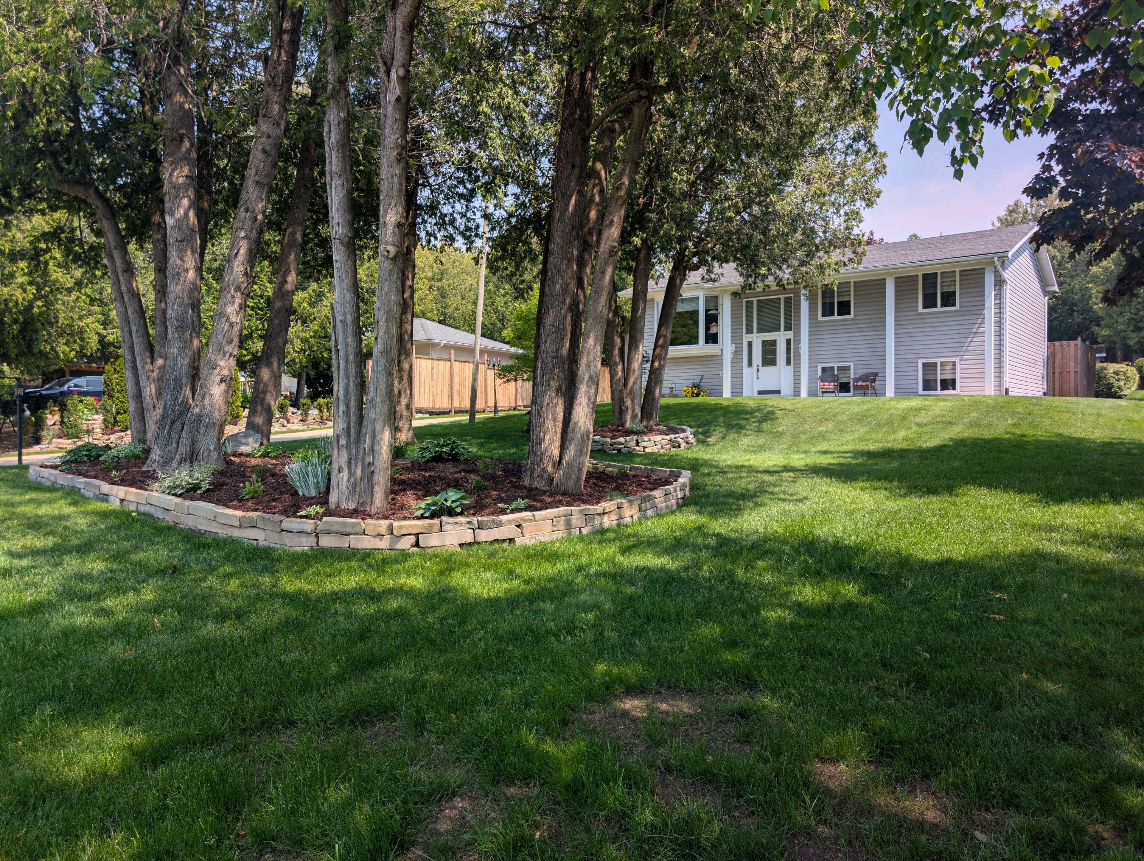 Kincardine, ON N0G 2T0,57 Victoria ST