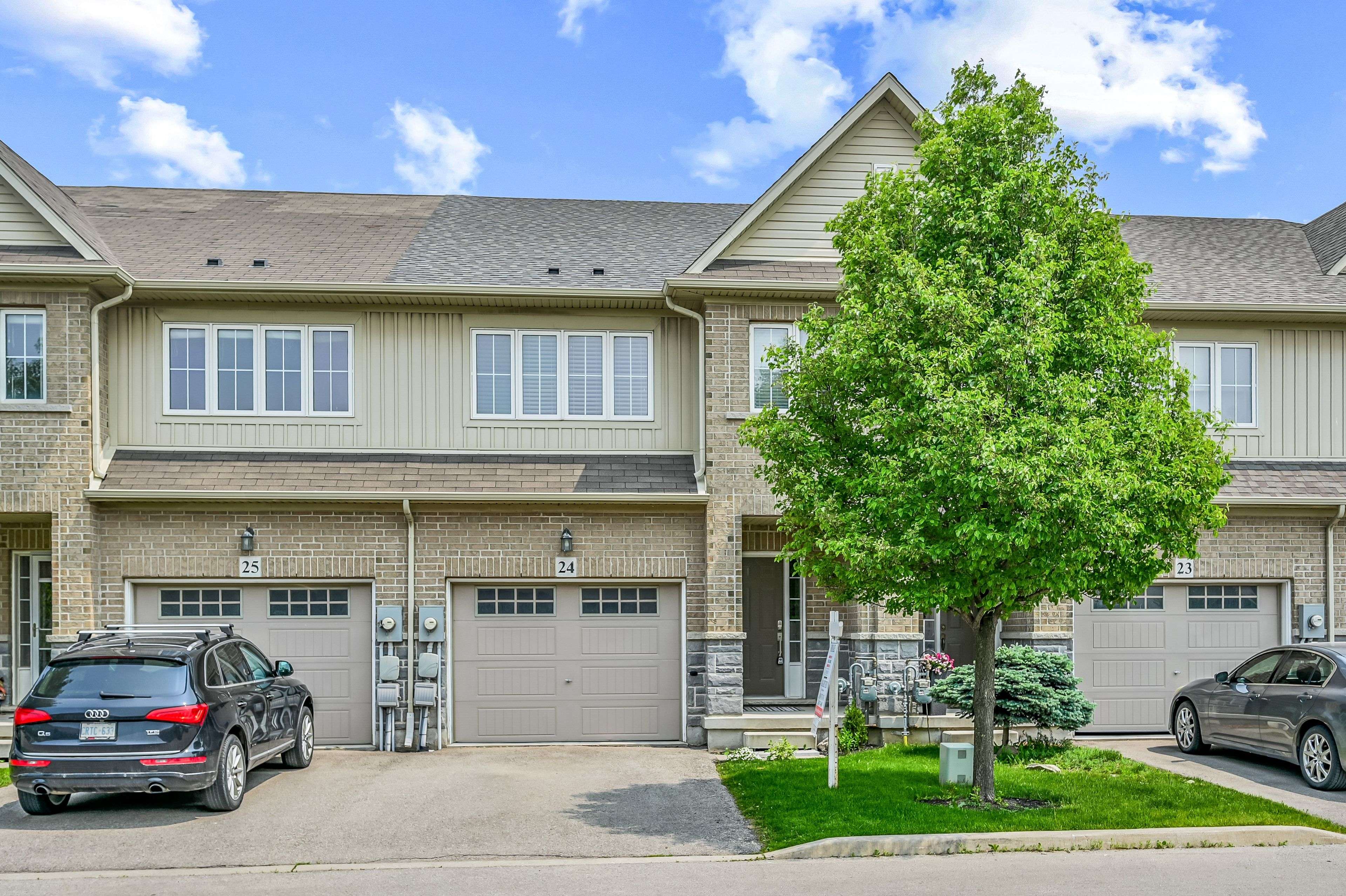170 Palacebeach TRL #24, Hamilton, ON L8E 0H2