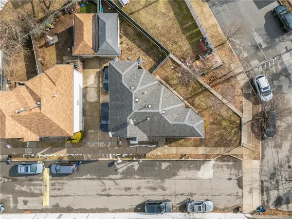 Staten  Island, NY 10302,54 Mitchel LN #B