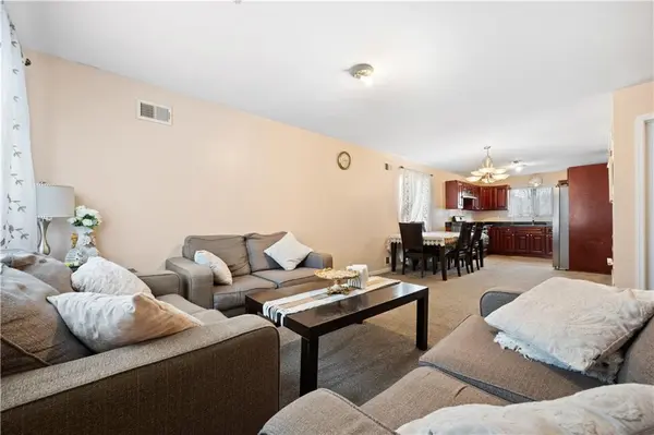 Staten  Island, NY 10302,54 Mitchel LN #B