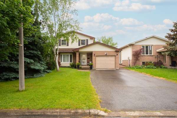 11 Vintage CRES,  St. Catharines,  ON L2S 3C1