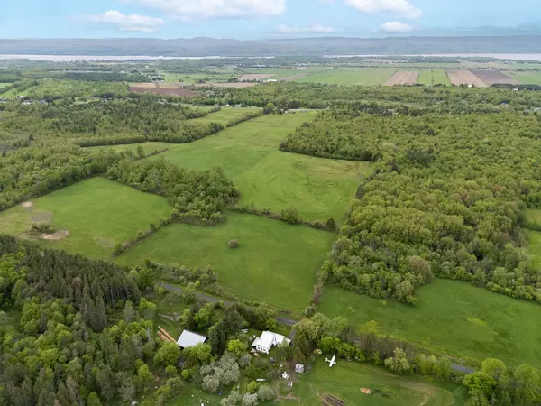 Champlain, ON K0B 1K0,1859 Greenlane RD
