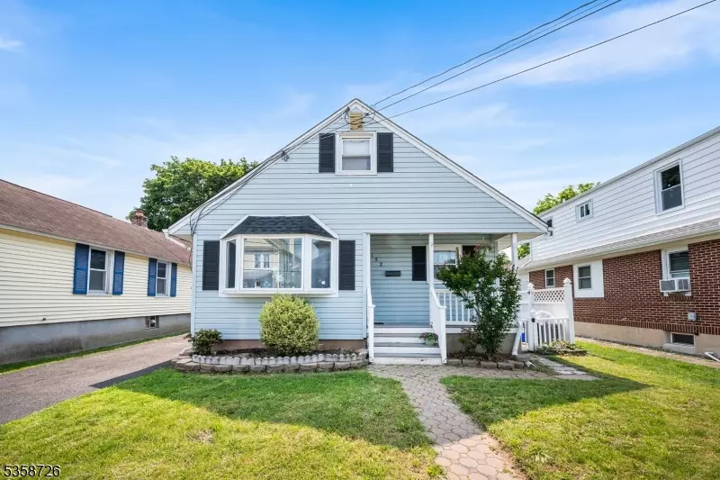152 S 4Th Ave, Manville Boro, NJ 08835