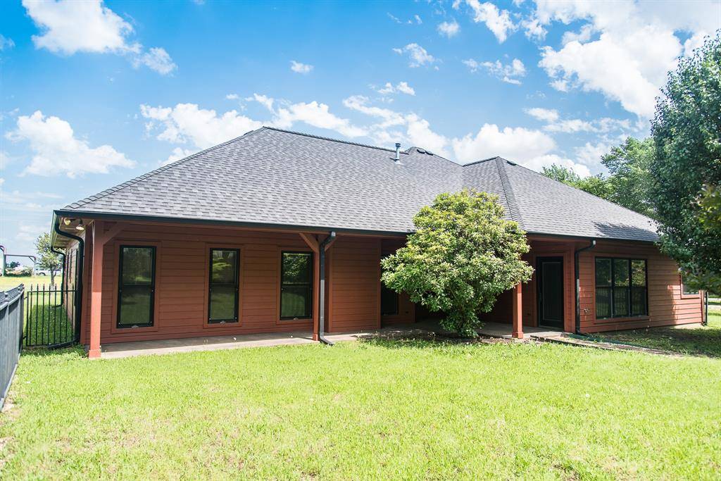 Dodd City, TX 75438,701 N Sulphur Street