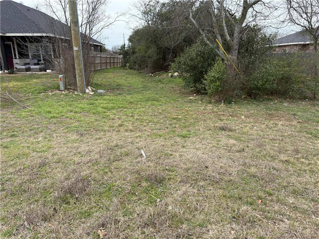 TBD Hayes Street, Mcgregor, TX 76657