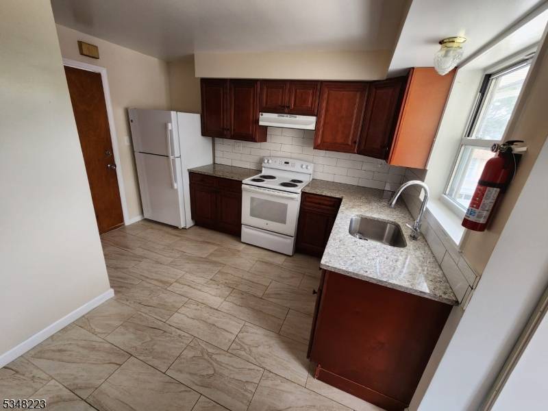 34-38 North Ave #2R, Elizabeth City, NJ 07208