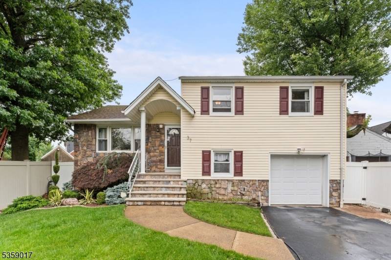 37 Furber Ave, Linden City, NJ 07036