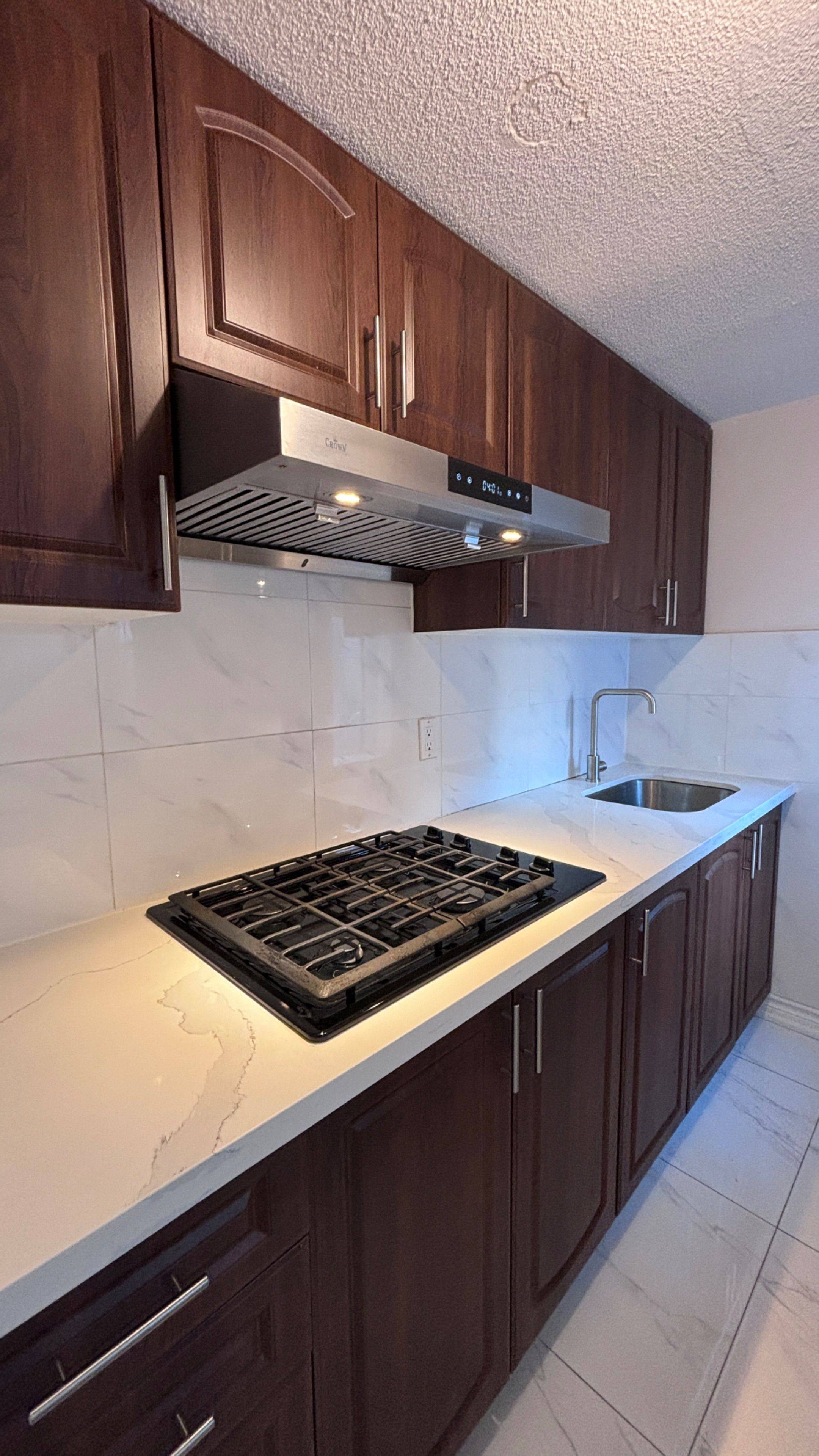 Toronto C01, ON M6J 2G4,143 Markham ST #2nd floor